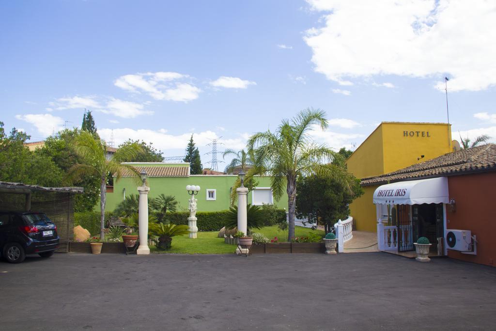 Hotel Iris Ля Элиана Экстерьер фото